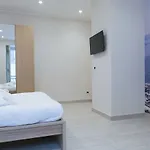 La Rua Suite